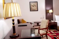 Chelsea Hotel Wuse II