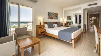 Ukino Palmeiras Village - 24h All Inclusive Hotels near Albandeira Beach