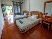 Benarat Lodge Các khách sạn gần Vườn quốc gia Gunung Mulu