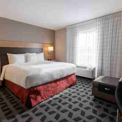 TownePlace Suites Clinton Rooms