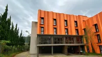 Grand Metro Hotel Puncak Hotel dekat Kebun Raya Cibodas