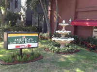 Americas Best Inn and Suites Fort Lauderdale North Hôtels à : Oakland Park