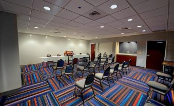 Hampton Inn & Suites Norfolk-Airport