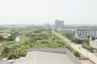 Nice and Elegant Studio Apartment at Mustika Golf Residence Hôtels à : North Cikarang