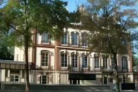 Hôtel la Villa Eugene Hotels near Tape à l'œil