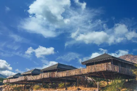 Foothill Pushkar Resort