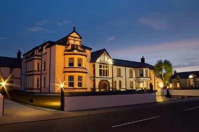 Royal Valentia Hotel Hotels near Charlie Chaplin Statue