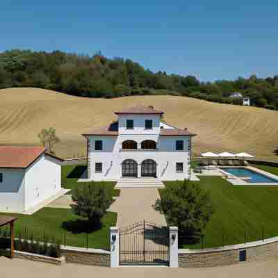 Viesca Toscana Hotel Exterior