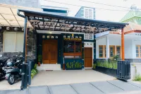 Griya Rafanda Hotels in Patehan