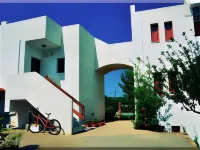 Ideal Hotel Các khách sạn ở Vathianos Kampos