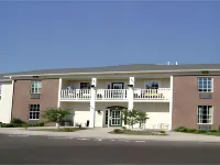 Plantation Oaks Hotels in Millington