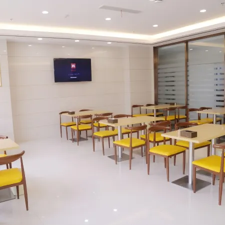 Feidong GreenTree Hotel (Wuyue Plaza)