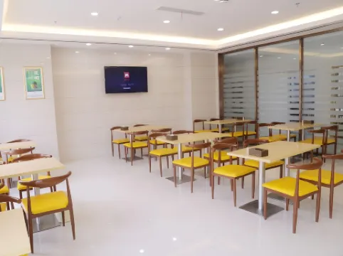 Feidong GreenTree Hotel (Wuyue Plaza)