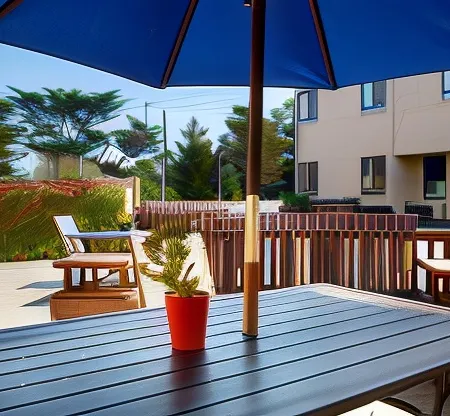 Munras Inn