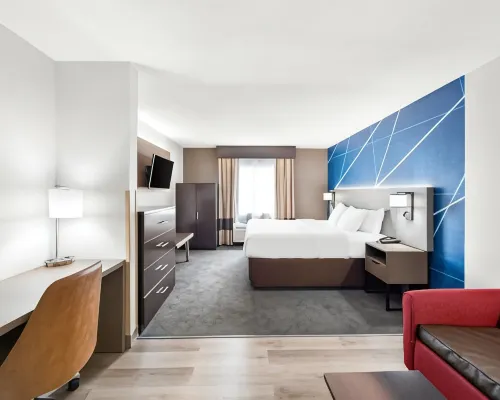 Comfort Suites Columbus Hotels near Magic Mountain Fun Center