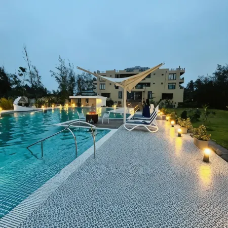The Candlewood Park Beach Resort