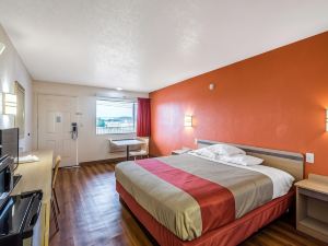 Motel 6 Anniston, Al