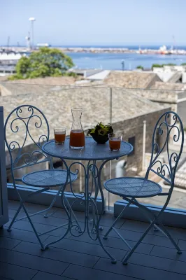 PalerMonAmour Art Gallery Suite - View biển