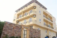 Royal Mountain Hoteles cerca de KV11 Rameses III