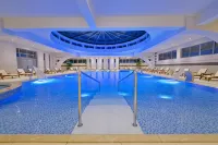 Mediteran Hotel & Resort - Pools