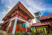 Mitkhoonyoum Hotel Hotels in Mae La Noi