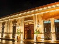 Adoro Hotel Boutique Hotels near Montejo Avenue