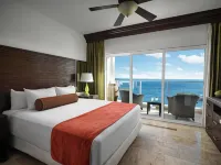 Hyatt Vacation Club at Sirena del Mar Hotels in Los Cabos