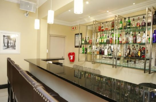 Bar Pavilion Hotel Durban Photo
