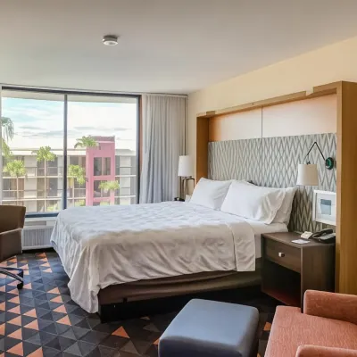 Holiday Inn PHOENIX-MESA/CHANDLER by IHG Hotels near Pioneer Park