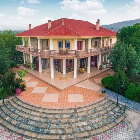 Gea Kaimaktsalan Hotel & Spa
