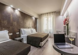 Astoria Deluxe Rooms