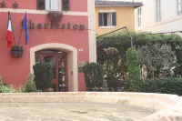 查爾斯頓飯店 斯波萊托住宿飯店