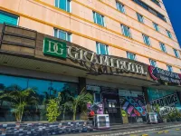 DG GRAMI HOTEL Jesus The Divine Healer周辺のホテル