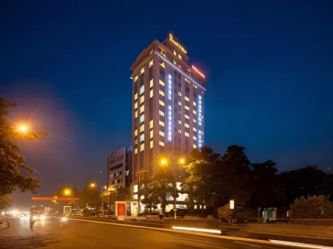 Royal Palace Hotel