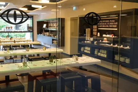 Hotel Gat Point Charlie Отели рядом с достопримечательностью «КПП Чарли»