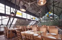 Desa Alamanis Resort Vila Hotels in Beber