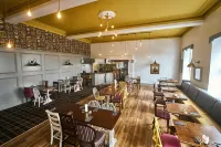 The Commodore Inn Hotels in Cartmel