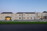 Ramada by Wyndham Cheltenham Hotel di Tewkesbury District