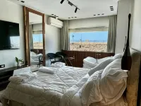 Shiny Pyramids Inn - Pyramids New Gate Hotels in Pyramids Gardens