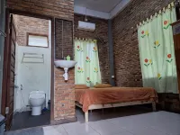 Bua Guest House فنادق في Deli Serdang Regency