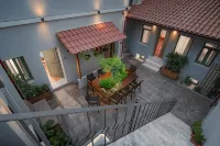 트윈 서클 아테네 Metaxourgeio/메타소르지오 호텔