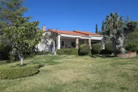 Nerotrivia Villa - Ocean Panorama and Lush Gardens
