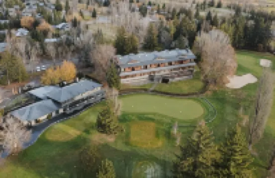 雪屋高爾夫酒店 色丹尼亞酒店