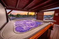 Hotel Aura Design & Garden Pool Hotels in Predboj