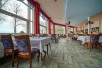 Hotel Seeblick Wismar - breakfast