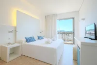 AzuLine Hotel S'Anfora & Fleming