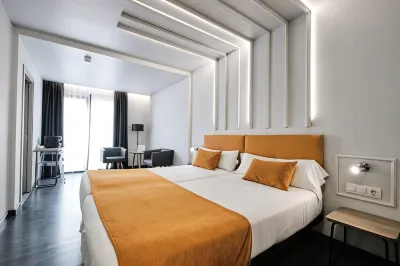 Hotel Lux Santiago Các khách sạn gần Pazo de Raxoi