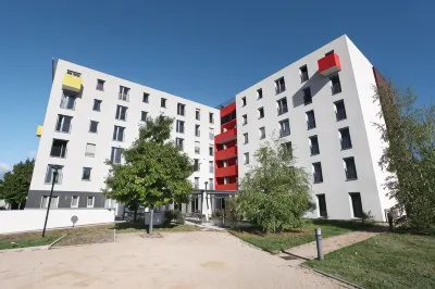 Appart'hôtel Odalys City - Bioparc Lyon Est Hotel in zona Stade Roger Ebrard