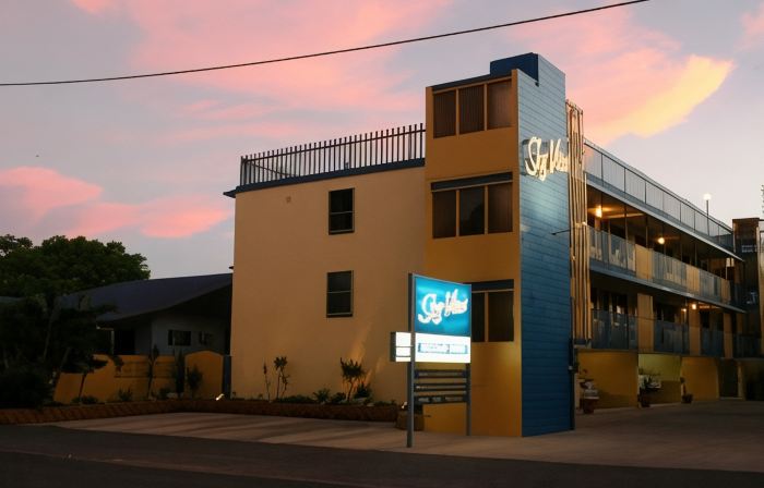 Sky View Units Bowen