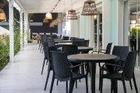 Howard Johnson by Wyndham Carilo Convention Center - Aamiainen